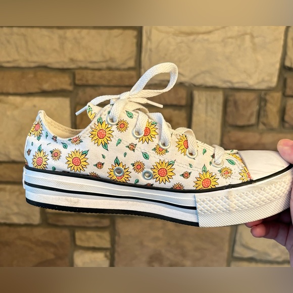 CONVERSE ALL STAR-SUNFLOWER PRINT, SZ 3 - Picture 2 of 7